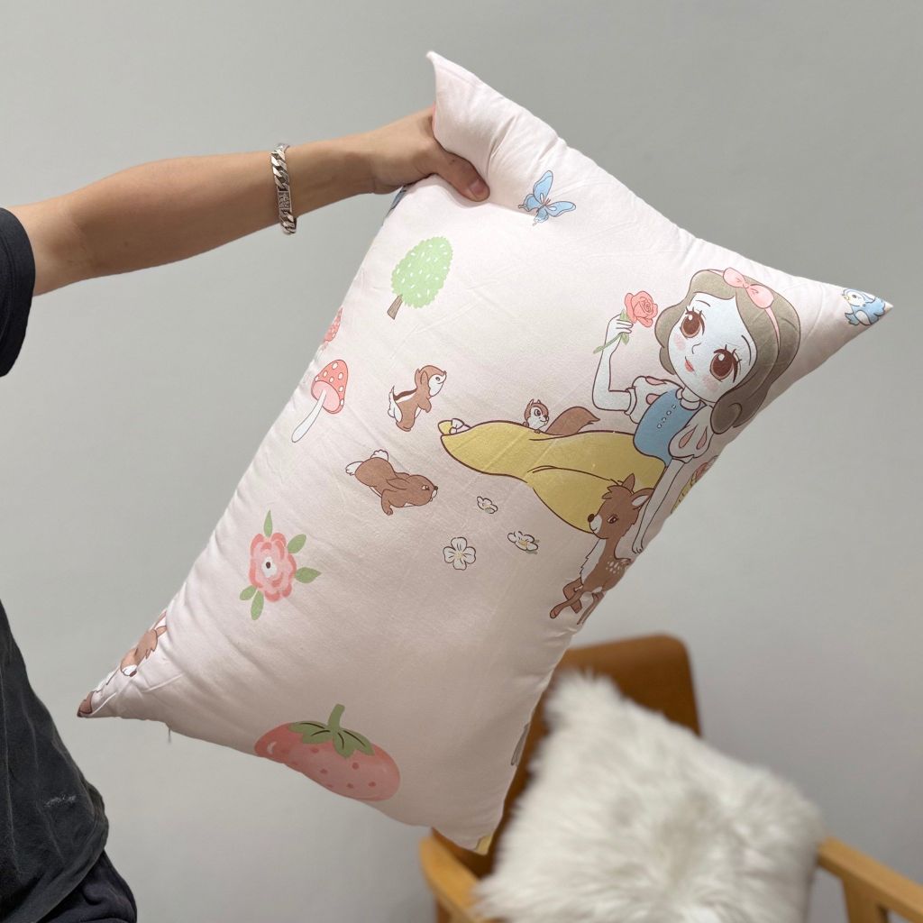 Ruột Gối Bông Đậu Cotton Đũi của nhà MARK HOME size 48*74cm công chúa Bạch Tuyết