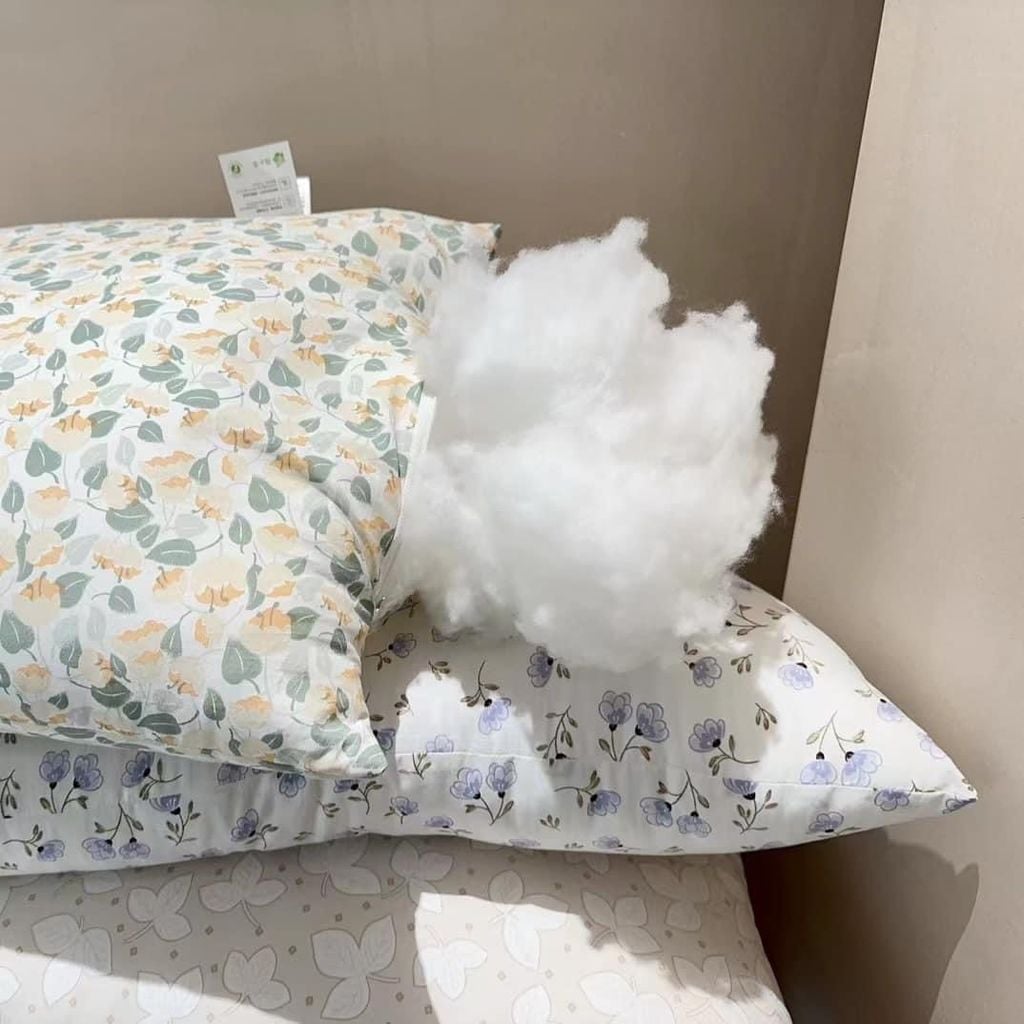 RUỘT GỐI DOHIA BẠC HÀ HOA NHÍ HOME BASIC SIZE 48*74CM