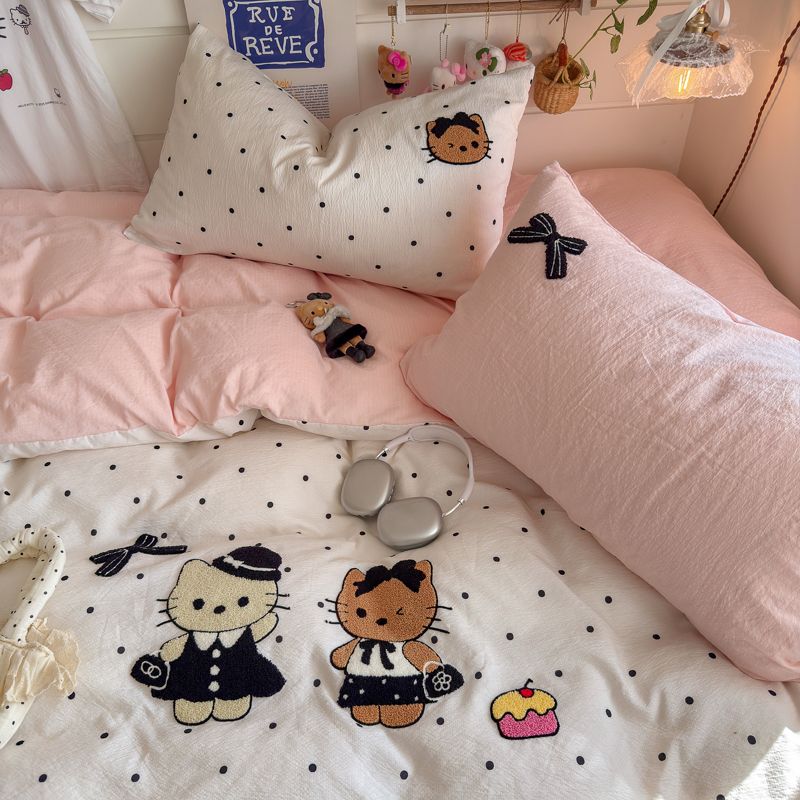 4pcs Cotton Linen Bedding Cover Set Fluffy Embroidery | ID : CLINEN4PCSFLUFFYEID05