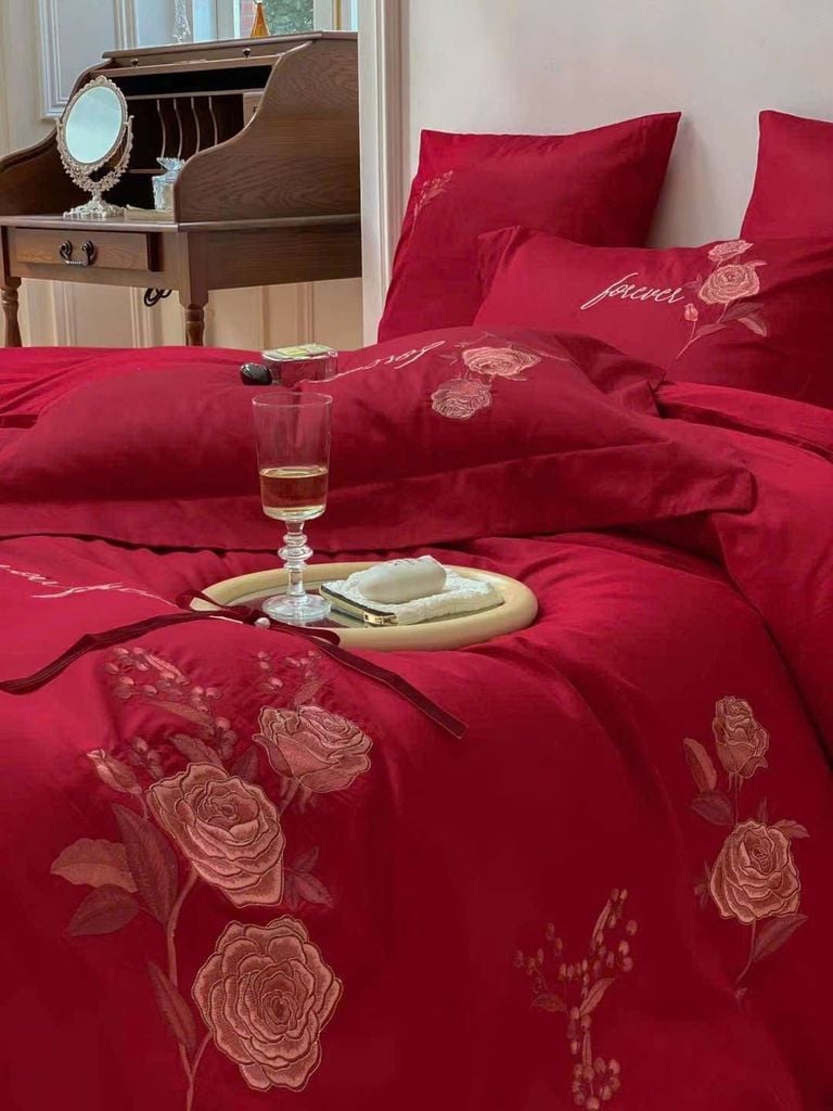 4pcs Silk's Red for Wedding Love You Forever French Rose Embroidered pattern for Wedding ID: WDSET01