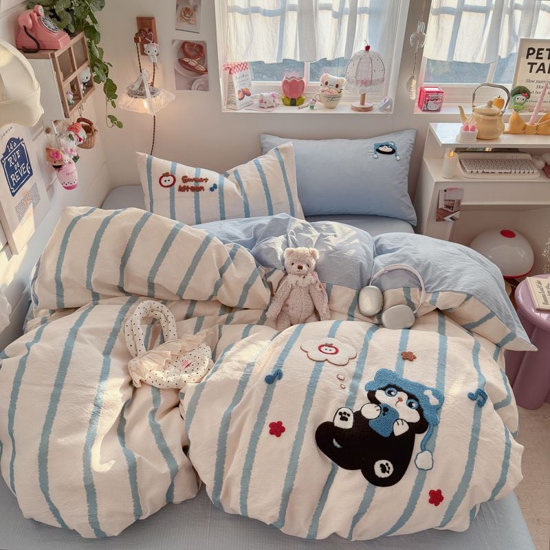 4pcs Cotton Linen Bedding Cover Set Fluffy Embroidery | ID : CLINEN4PCSFLUFFYEID01