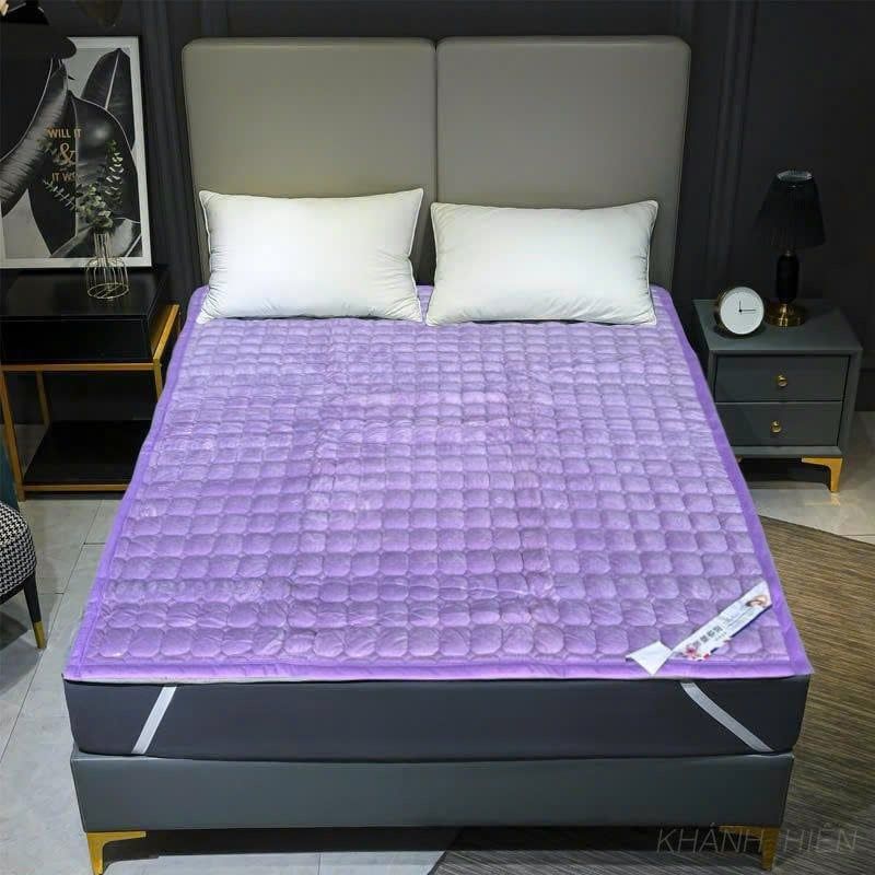 Thảm Nhung Trải sàn, trải giường đa năng sẵn kho 2 kích thước M6, M8 ( Khách lựa chọn mầu sắc inbox cho Shop nhé )