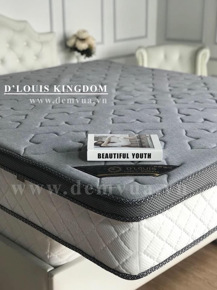NỆM LOXO TÚI ĐỘC LỘC D'LOUIS KINGDOM CAO 30CM