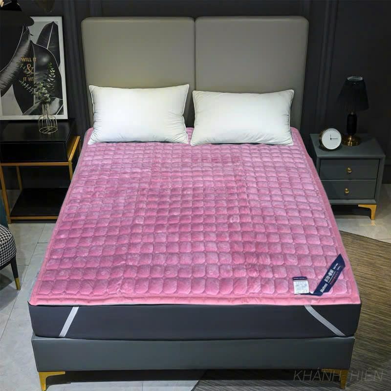 Thảm Nhung Trải sàn, trải giường đa năng sẵn kho 2 kích thước M6, M8 ( Khách lựa chọn mầu sắc inbox cho Shop nhé )