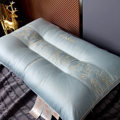 RUỘT GỐI MATXA LỤA THÊU SILK 80S DEEPSLEEP SIZE 48*74CM