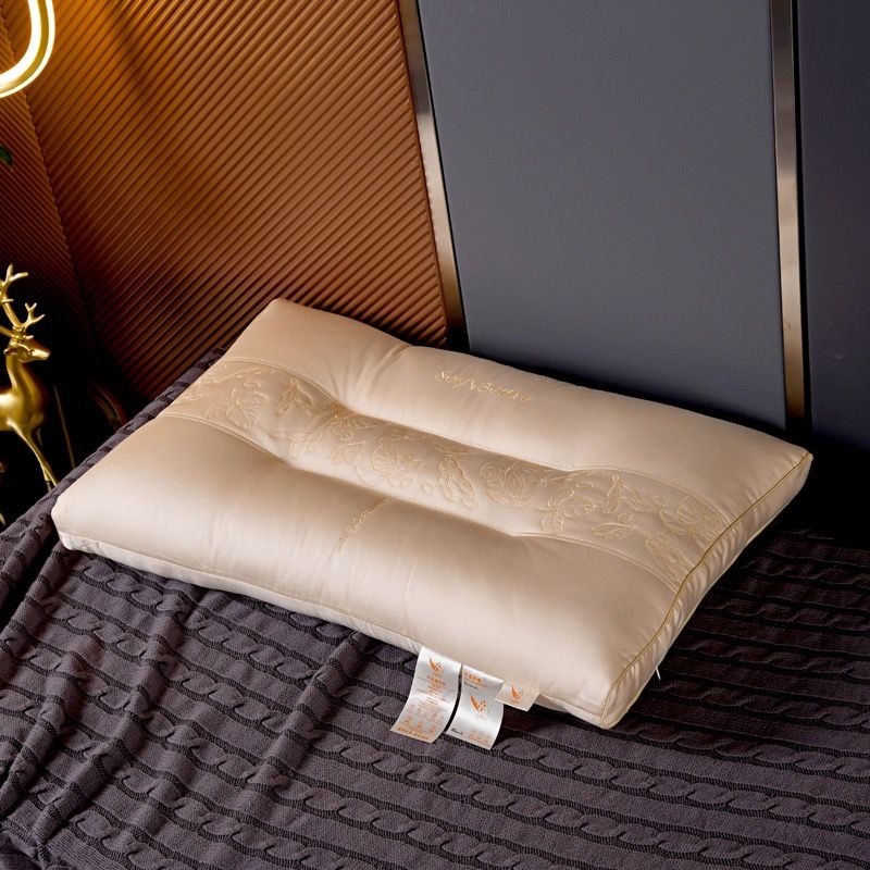 RUỘT GỐI MATXA LỤA THÊU SILK 80S DEEPSLEEP SIZE 48*74CM