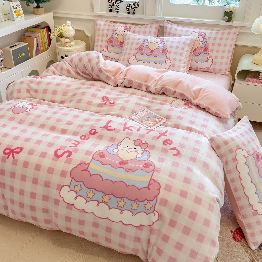 Set 4 Món Nỉ Nhung 200gr hình in 3D Hello Kitty Sweet Cake