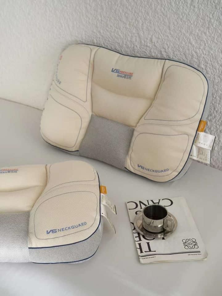 RUỘT GỐI CÔNG THÁI HỌC BẢO VỆ CỔ CHỐNG MỎI VAI GÁY V6 SIZE 48*74CM