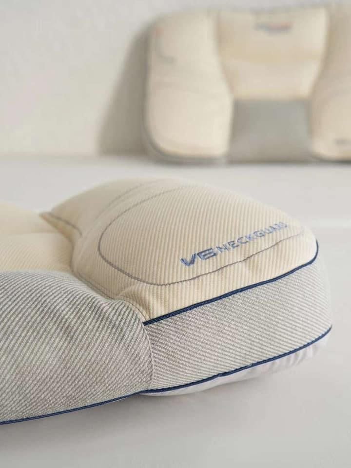 RUỘT GỐI CÔNG THÁI HỌC BẢO VỆ CỔ CHỐNG MỎI VAI GÁY V6 SIZE 48*74CM