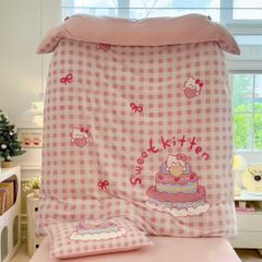 Set 4 Món Nỉ Nhung 200gr hình in 3D Hello Kitty Sweet Cake