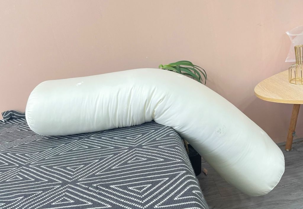 RUỘT GỐI ÔM LỤA TƠ TẰM SILK SOYBEAN GOLDEN