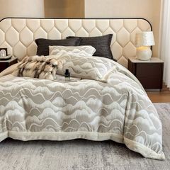 Milk Velvet Lovewe 220gram | 4Pcs Cover Premium Bedding Set | ID LOWE4PCSVMILK220GR12COLORM1