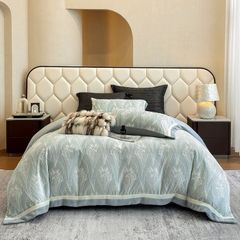 Milk Velvet Lovewe 220gram | 4Pcs Cover Premium Bedding Set | ID LOWE4PCSVMILK220GR12COLORM1