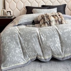 Milk Velvet Lovewe 220gram | 4Pcs Cover Premium Bedding Set | ID LOWE4PCSVMILK220GR12COLORM2