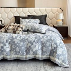 Milk Velvet Lovewe 220gram | 4Pcs Cover Premium Bedding Set | ID LOWE4PCSVMILK220GR12COLORM3