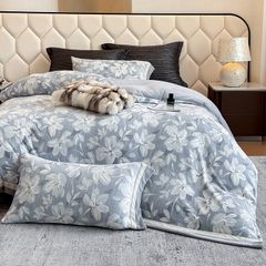 Milk Velvet Lovewe 220gram | 4Pcs Cover Premium Bedding Set | ID LOWE4PCSVMILK220GR12COLORM3