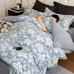 Milk Velvet Lovewe 220gram | 4Pcs Cover Premium Bedding Set | ID LOWE4PCSVMILK220GR12COLORM3