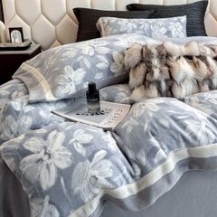 Milk Velvet Lovewe 220gram | 4Pcs Cover Premium Bedding Set | ID LOWE4PCSVMILK220GR12COLORM3