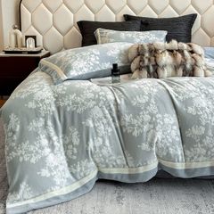 Milk Velvet Lovewe 220gram | 4Pcs Cover Premium Bedding Set | ID LOWE4PCSVMILK220GR12COLORM5