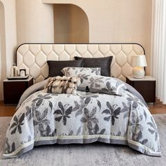 Milk Velvet Lovewe 220gram | 4Pcs Cover Premium Bedding Set | ID LOWE4PCSVMILK220GR12COLORM7