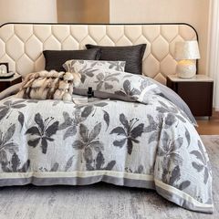 Milk Velvet Lovewe 220gram | 4Pcs Cover Premium Bedding Set | ID LOWE4PCSVMILK220GR12COLORM7