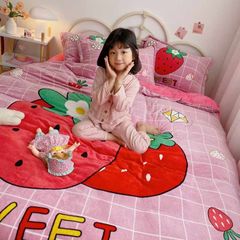 Set 4 Món Nỉ Nhung 200gr hình in 3D Strawberry