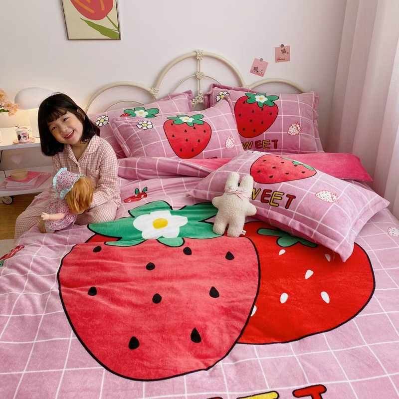 Set 4 Món Nỉ Nhung 200gr hình in 3D Strawberry