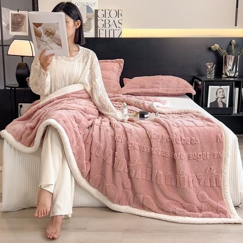 Home Text – Wool Blanket | Chăn Lông Cừu Minmin 230×200cm (1.6kg) | Deep Pink