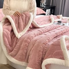 Home Text – Wool Blanket | Chăn Lông Cừu Minmin 230×200cm (1.6kg) | Deep Pink