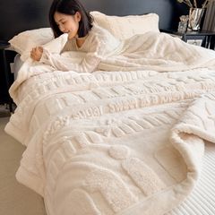 Home Text – Wool Blanket | Chăn Lông Cừu Minmin 230×200cm (1.6kg) | White