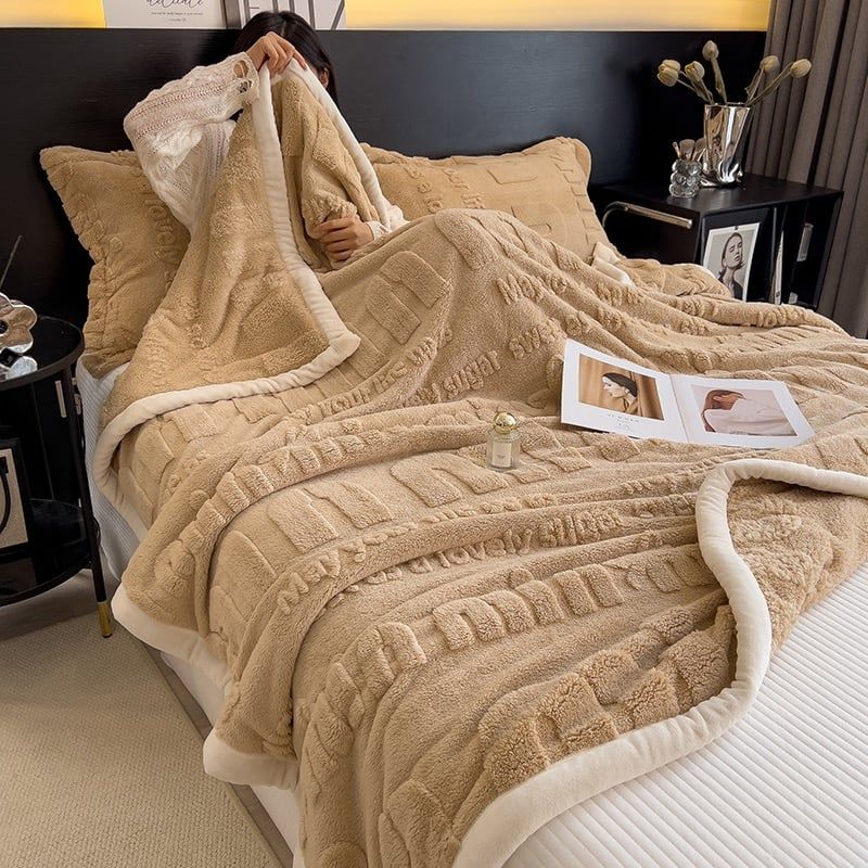 Home Text – Wool Blanket | Chăn Lông Cừu Minmin 230×200cm (1.6kg) | Camel