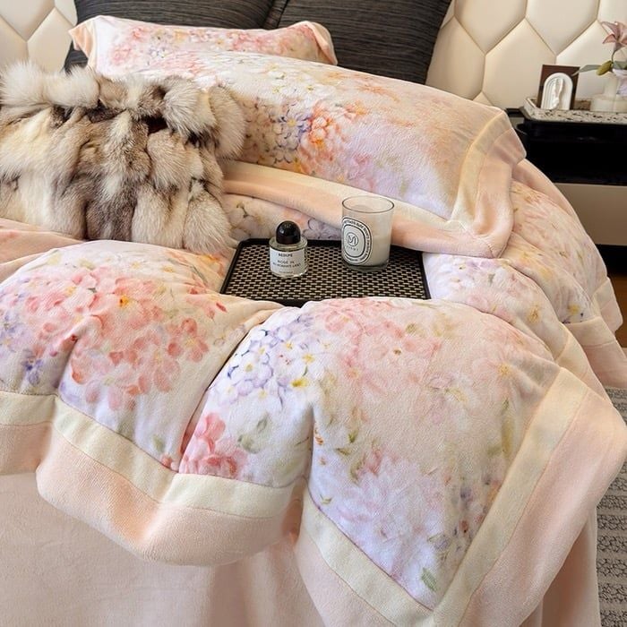 Milk Velvet Lovewe 220gram | 4Pcs Cover Premium Bedding Set | ID LOWE4PCSVMILK220GR12COLORM10