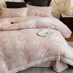 Milk Velvet Lovewe 220gram | 4Pcs Cover Premium Bedding Set | ID LOWE4PCSVMILK220GR12COLORM11