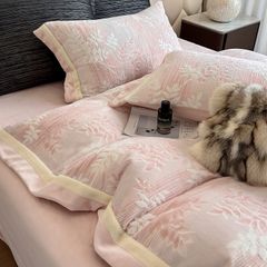 Milk Velvet Lovewe 220gram | 4Pcs Cover Premium Bedding Set | ID LOWE4PCSVMILK220GR12COLORM11