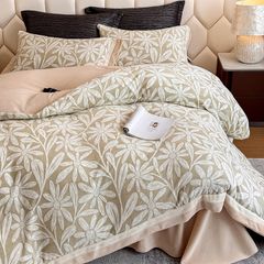 Milk Velvet Lovewe 220gram | 4Pcs Cover Premium Bedding Set | ID LOWE4PCSVMILK220GR12COLORM12