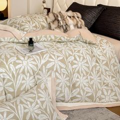 Milk Velvet Lovewe 220gram | 4Pcs Cover Premium Bedding Set | ID LOWE4PCSVMILK220GR12COLORM12