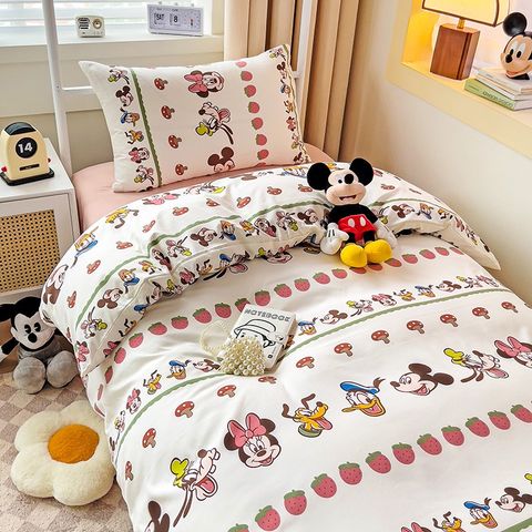 4Pcs Cotton Disney Beddingset Case Disneyland World with Mushrooms and Strawberries