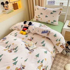 4pcs Cotton Disney Beddingset Case Mickey and the Green Christmas Tree