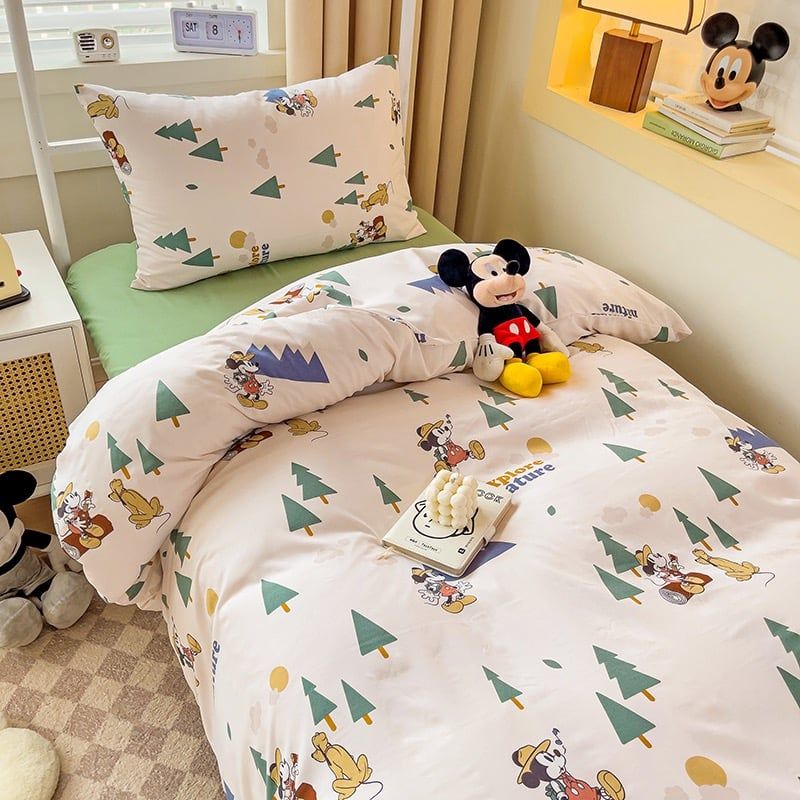 4pcs Cotton Disney Beddingset Case Mickey and the Green Christmas Tree