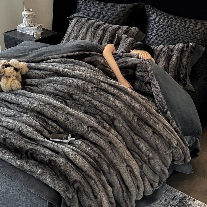 Warm Winter New Arrival Lovewe | 4Pcs Cover Luxury Bed Set Velvet Milk 380gram | ID01 Color DarkGray Wood Grain