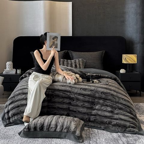 Warm Winter New Arrival Lovewe | 4Pcs Cover Luxury Bed Set Velvet Milk 380gram | ID01 Color DarkGray Wood Grain
