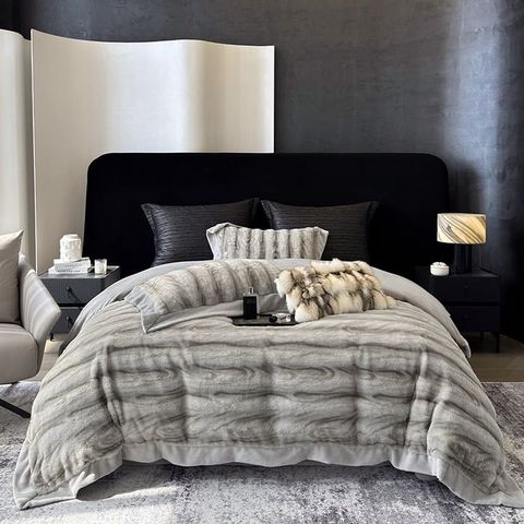 Warm Winter New Arrival Lovewe | 4Pcs Cover Luxury Bed Set Velvet Milk 380gram | ID02 Color LightGray Wood Grain