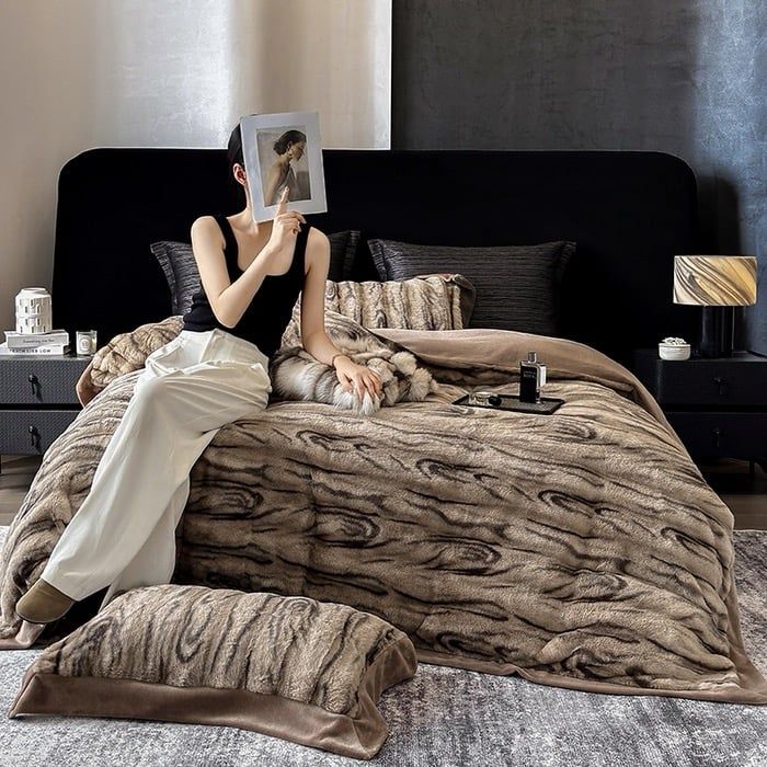 Winter New Arrival Lovewe | 4Pcs Cover Luxury Bed Set Velvet Milk 380gram | ID03 Color Dark Brown Wood Grain