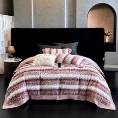 Winter New Arrival Lovewe | 4Pcs Cover Luxury Bed Set Velvet Milk 380gram | ID04 Color Pink Leopard Pattern