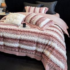 Winter New Arrival Lovewe | 4Pcs Cover Luxury Bed Set Velvet Milk 380gram | ID04 Color Pink Leopard Pattern
