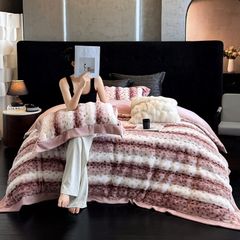 Winter New Arrival Lovewe | 4Pcs Cover Luxury Bed Set Velvet Milk 380gram | ID04 Color Pink Leopard Pattern