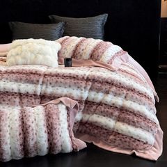 Winter New Arrival Lovewe | 4Pcs Cover Luxury Bed Set Velvet Milk 380gram | ID04 Color Pink Leopard Pattern