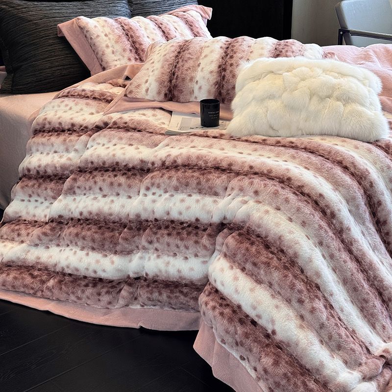Winter New Arrival Lovewe | 4Pcs Cover Luxury Bed Set Velvet Milk 380gram | ID04 Color Pink Leopard Pattern
