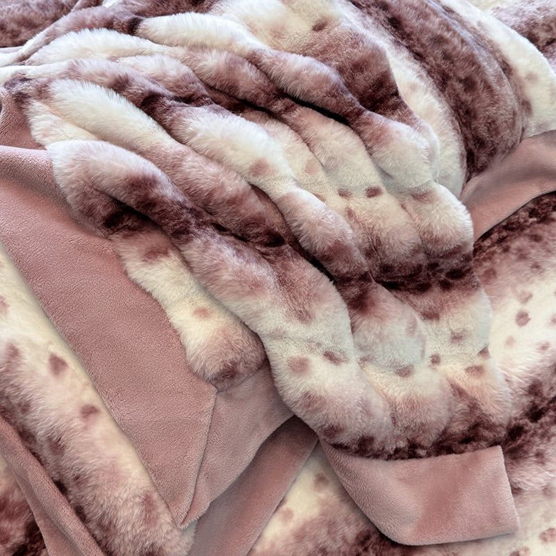 Winter New Arrival Lovewe | 4Pcs Cover Luxury Bed Set Velvet Milk 380gram | ID04 Color Pink Leopard Pattern