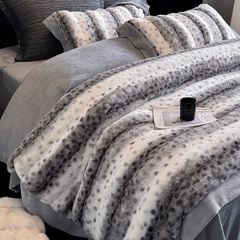 Winter New Arrival Lovewe | 4Pcs Cover Luxury Bed Set Velvet Milk 380gram | ID05 Color LightGray Leopard Pattern